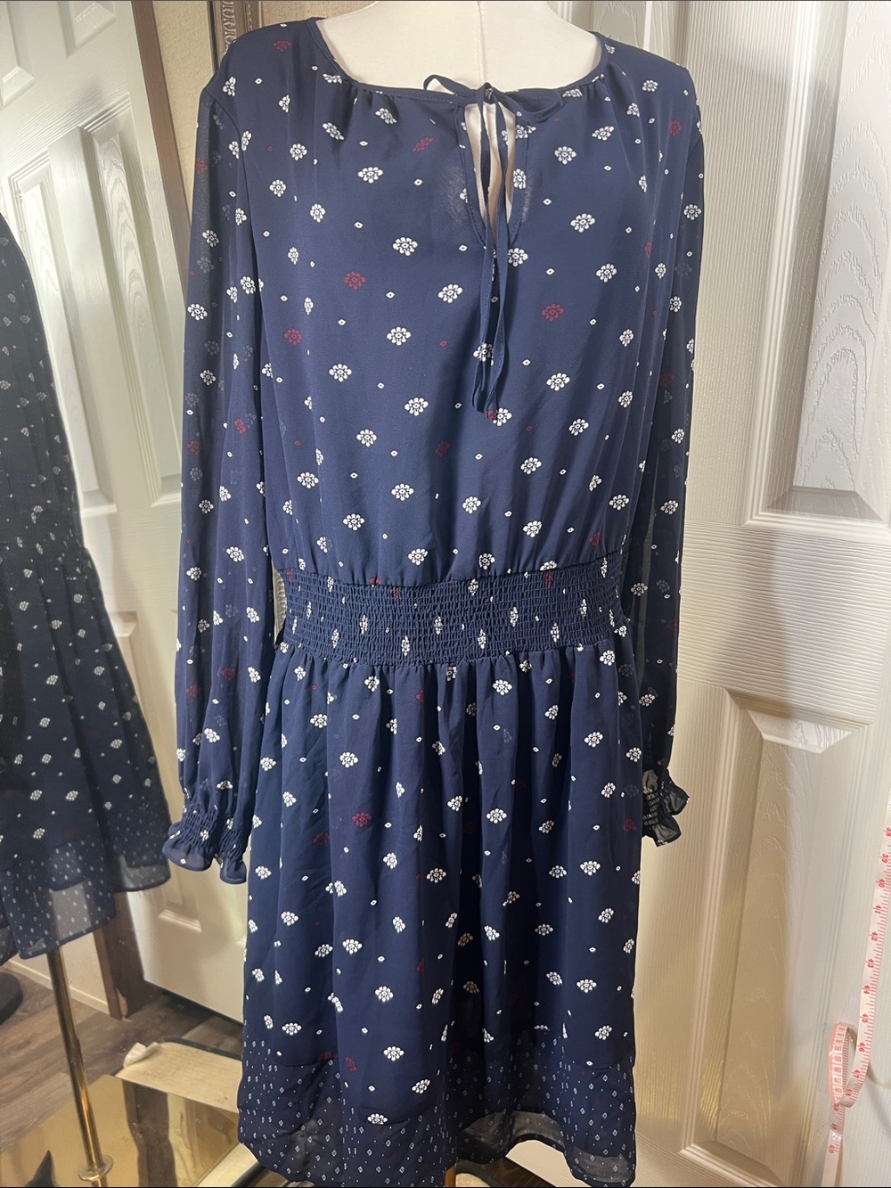 Women's Navy Blue Long-Sleeve Smocked Waist Dress